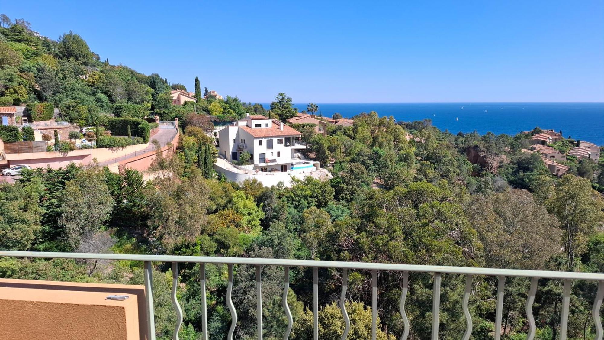 Appartamento Rochemarine Panoramic Théoule-sur-Mer Esterno foto