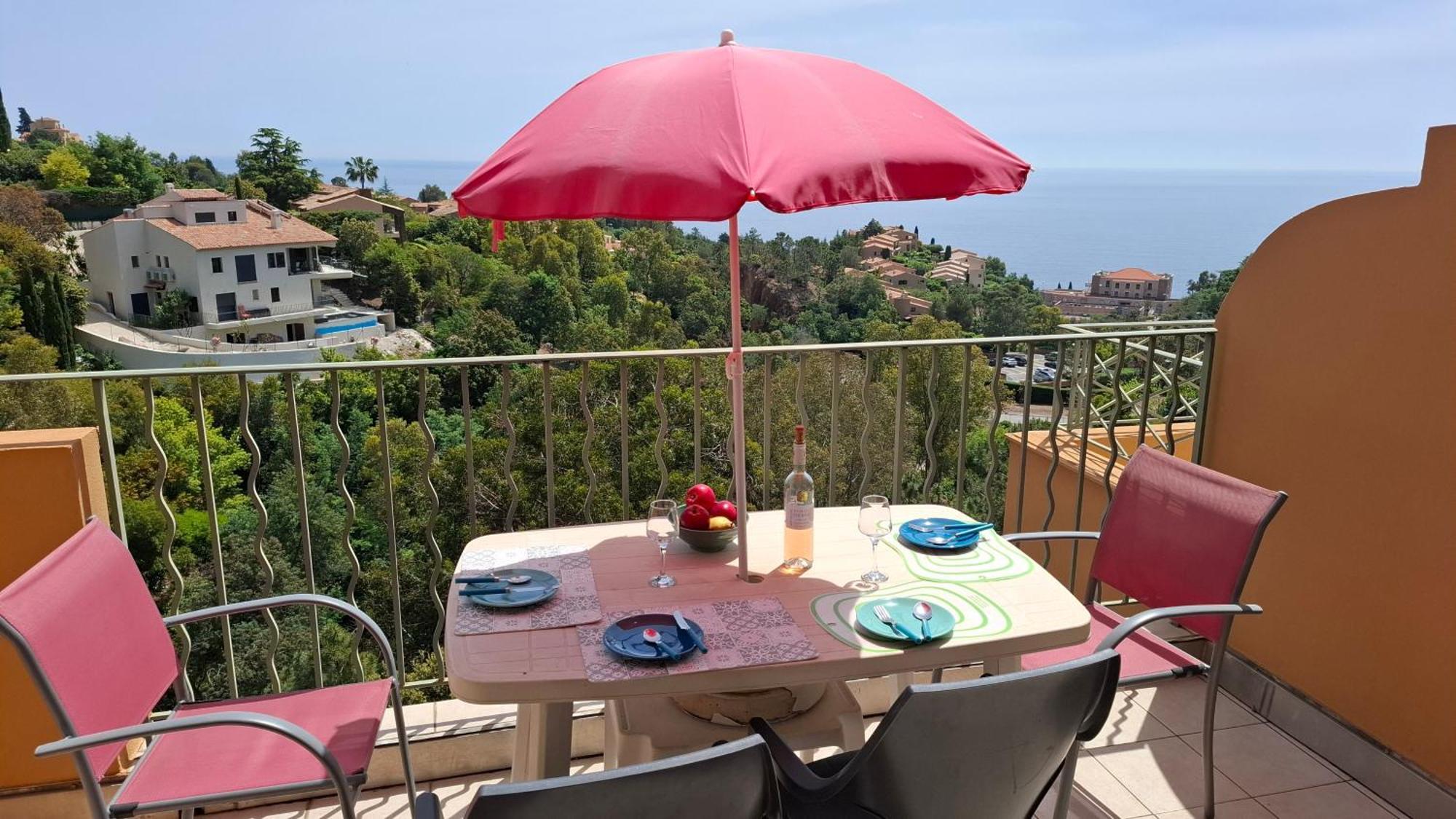 Appartamento Rochemarine Panoramic Théoule-sur-Mer Esterno foto